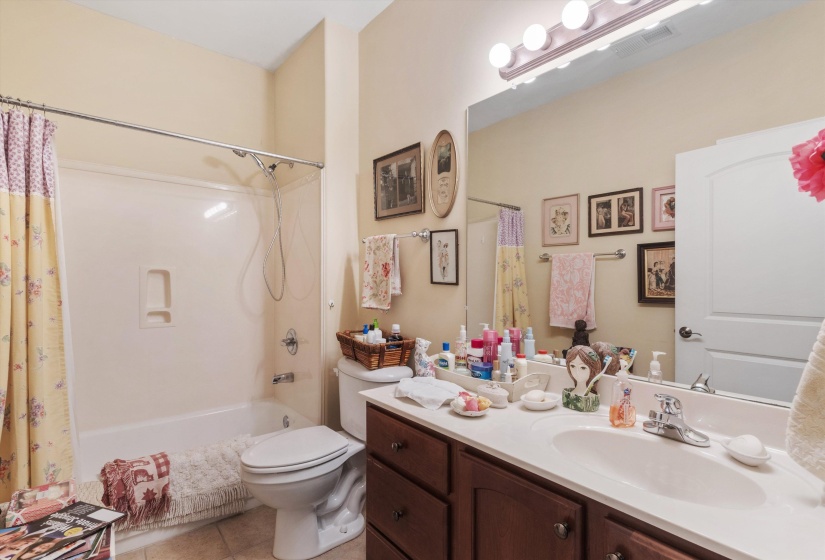 75 PEYTON RIDGE DR, Collierville, Tennessee 38017, 3 Bedrooms Bedrooms, 8 Rooms Rooms,2 BathroomsBathrooms,Residential,For Sale,PEYTON RIDGE,10220187