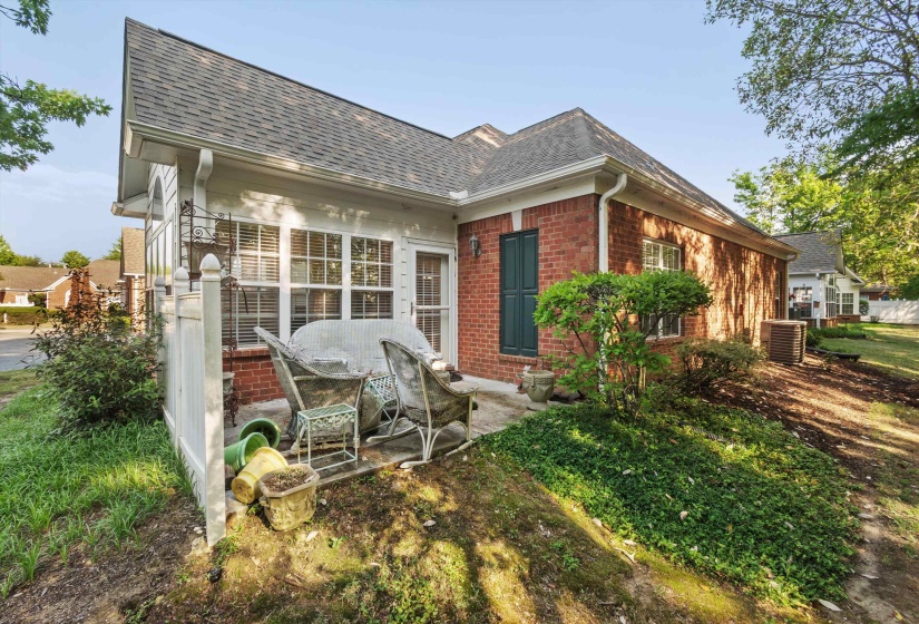 75 PEYTON RIDGE DR, Collierville, Tennessee 38017, 3 Bedrooms Bedrooms, 8 Rooms Rooms,2 BathroomsBathrooms,Residential,For Sale,PEYTON RIDGE,10220187