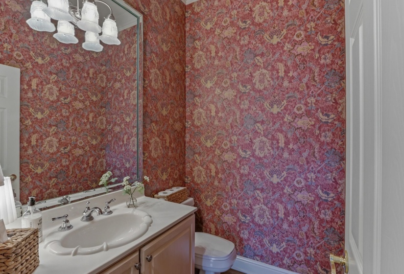 942 HARBOR VIEW DR, Memphis, Tennessee 38103, 3 Bedrooms Bedrooms, 7 Rooms Rooms,2.1 BathroomsBathrooms,Residential,For Sale,HARBOR VIEW,10220191