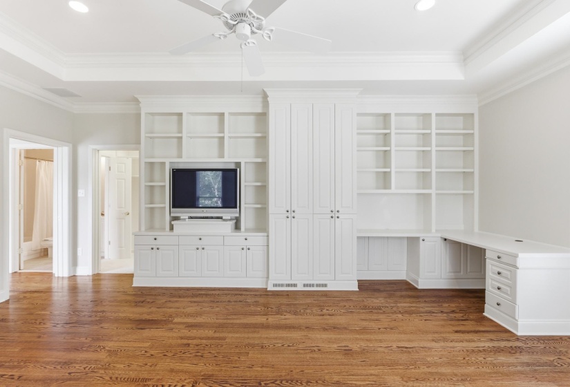 942 HARBOR VIEW DR, Memphis, Tennessee 38103, 3 Bedrooms Bedrooms, 7 Rooms Rooms,2.1 BathroomsBathrooms,Residential,For Sale,HARBOR VIEW,10220191