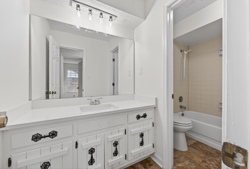 3754 WIND VALLEY DR, Memphis, Tennessee 38125, 4 Bedrooms Bedrooms, 7 Rooms Rooms,3 BathroomsBathrooms,Residential,For Sale,WIND VALLEY,10220192