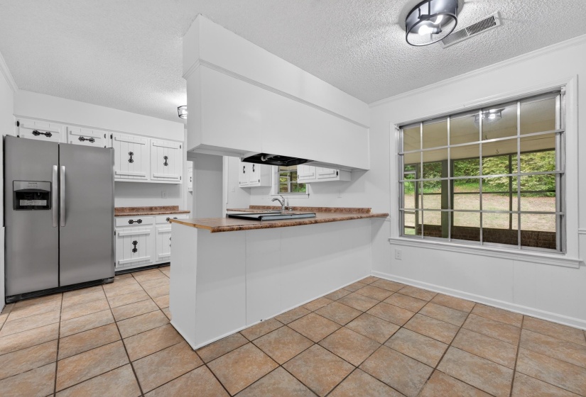 3754 WIND VALLEY DR, Memphis, Tennessee 38125, 4 Bedrooms Bedrooms, 7 Rooms Rooms,3 BathroomsBathrooms,Residential,For Sale,WIND VALLEY,10220192