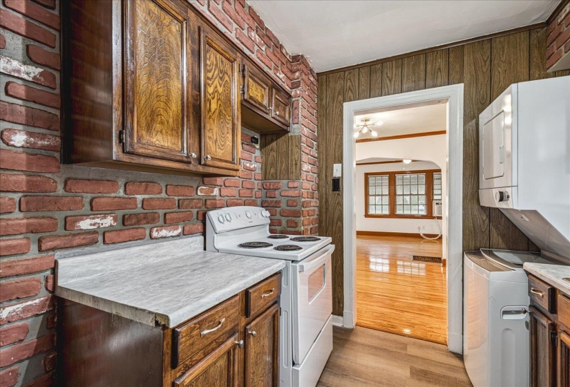 2415 LAMAR CIR, Memphis, Tennessee 38114, 3 Bedrooms Bedrooms, 7 Rooms Rooms,1 BathroomBathrooms,Residential,For Sale,LAMAR,10220219