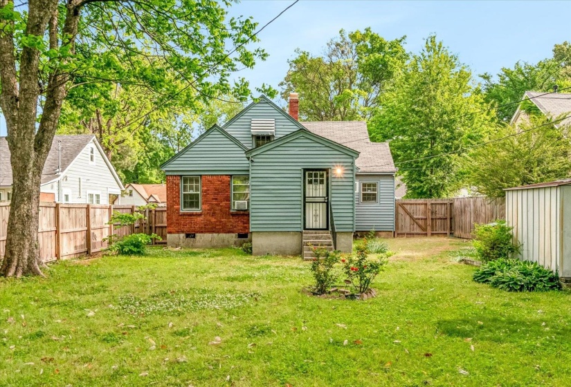 2415 LAMAR CIR, Memphis, Tennessee 38114, 3 Bedrooms Bedrooms, 7 Rooms Rooms,1 BathroomBathrooms,Residential,For Sale,LAMAR,10220219