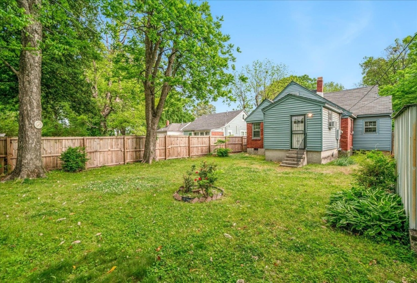 2415 LAMAR CIR, Memphis, Tennessee 38114, 3 Bedrooms Bedrooms, 7 Rooms Rooms,1 BathroomBathrooms,Residential,For Sale,LAMAR,10220219