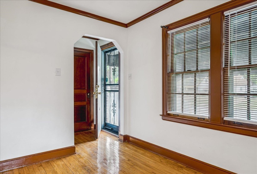 2415 LAMAR CIR, Memphis, Tennessee 38114, 3 Bedrooms Bedrooms, 7 Rooms Rooms,1 BathroomBathrooms,Residential,For Sale,LAMAR,10220219