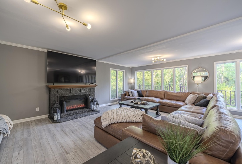 195 YEISER DR, Savannah, Tennessee 38372-1285, 3 Bedrooms Bedrooms, 8 Rooms Rooms,2 BathroomsBathrooms,Residential,For Sale,YEISER,10220222