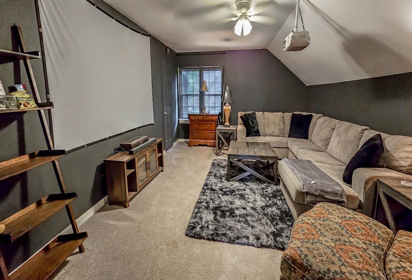 2254 KIRBY PKY, Memphis, Tennessee 38119, 6 Bedrooms Bedrooms, 11 Rooms Rooms,3 BathroomsBathrooms,Residential,For Sale,KIRBY,10220223