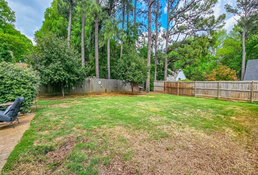 2254 KIRBY PKY, Memphis, Tennessee 38119, 6 Bedrooms Bedrooms, 11 Rooms Rooms,3 BathroomsBathrooms,Residential,For Sale,KIRBY,10220223