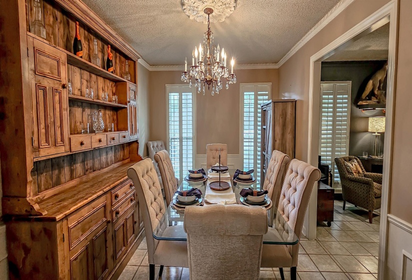 2254 KIRBY PKY, Memphis, Tennessee 38119, 6 Bedrooms Bedrooms, 11 Rooms Rooms,3 BathroomsBathrooms,Residential,For Sale,KIRBY,10220223