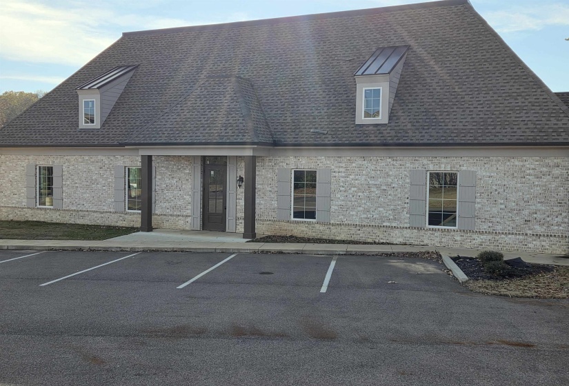 6634 SUMMER KNOLL CIR, Bartlett, Tennessee 38134, ,Commercial/industrial,For Sale,SUMMER KNOLL,10220239