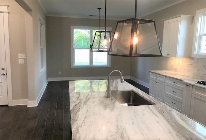 1302 BELFAIR DR, Collierville, Tennessee 38017, 5 Bedrooms Bedrooms, 10 Rooms Rooms,3.1 BathroomsBathrooms,Rental Properties,For Sale,BELFAIR,10220232