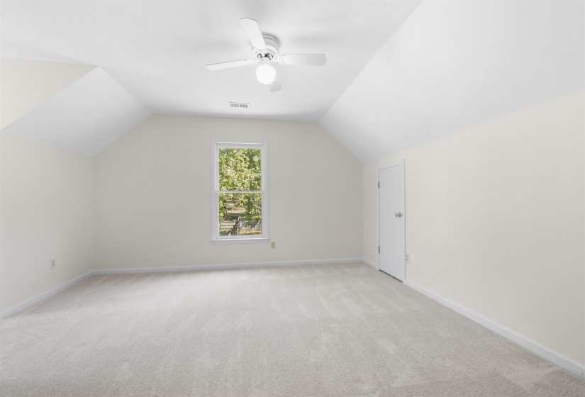 670 COTTON CREEK DR, Collierville, Tennessee 38017, 4 Bedrooms Bedrooms, 8 Rooms Rooms,3 BathroomsBathrooms,Residential,For Sale,COTTON CREEK,10219775