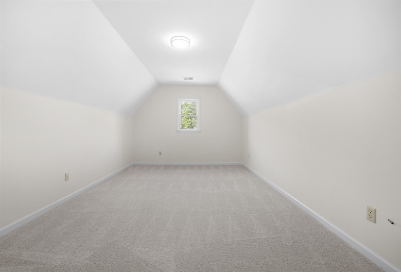 670 COTTON CREEK DR, Collierville, Tennessee 38017, 4 Bedrooms Bedrooms, 8 Rooms Rooms,3 BathroomsBathrooms,Residential,For Sale,COTTON CREEK,10219775