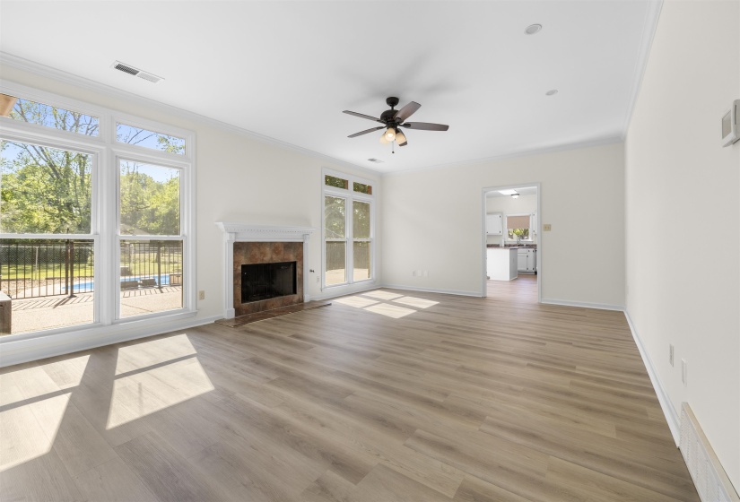 670 COTTON CREEK DR, Collierville, Tennessee 38017, 4 Bedrooms Bedrooms, 8 Rooms Rooms,3 BathroomsBathrooms,Residential,For Sale,COTTON CREEK,10219775