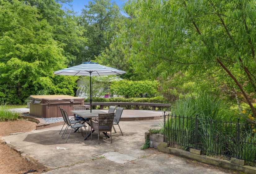 20 RED OAK LANE LN, Starkville, Mississippi 39759, 4 Bedroom Bedrooms, 10 Room Rooms,2 BathroomBathrooms,Residential,For Sale,RED OAK LANE,0,10220250