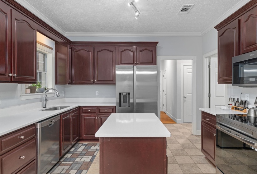 20 RED OAK LANE LN, Starkville, Mississippi 39759, 4 Bedroom Bedrooms, 10 Room Rooms,2 BathroomBathrooms,Residential,For Sale,RED OAK LANE,0,10220250