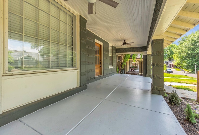 1757 VINTON AVE, Memphis, Tennessee 38104, 4 Bedroom Bedrooms, 9 Room Rooms,2 BathroomBathrooms,Residential,For Sale,VINTON,0,10220255