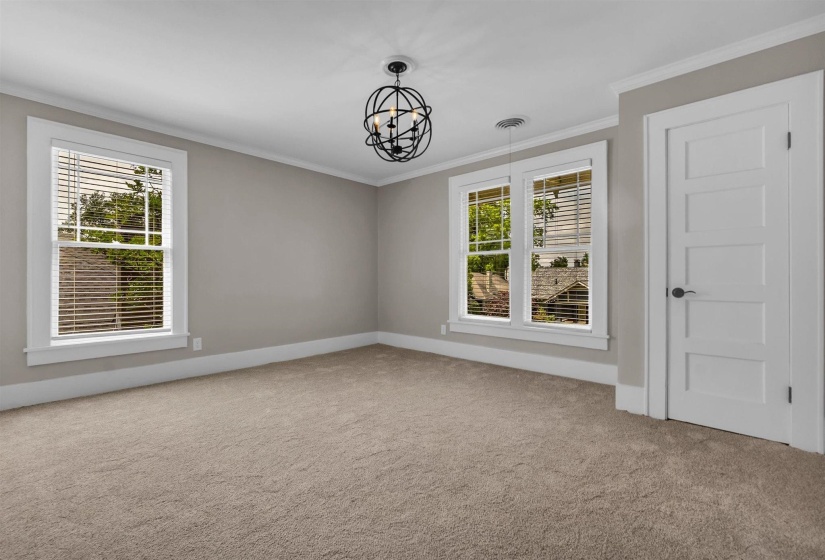 1757 VINTON AVE, Memphis, Tennessee 38104, 4 Bedroom Bedrooms, 9 Room Rooms,2 BathroomBathrooms,Residential,For Sale,VINTON,0,10220255