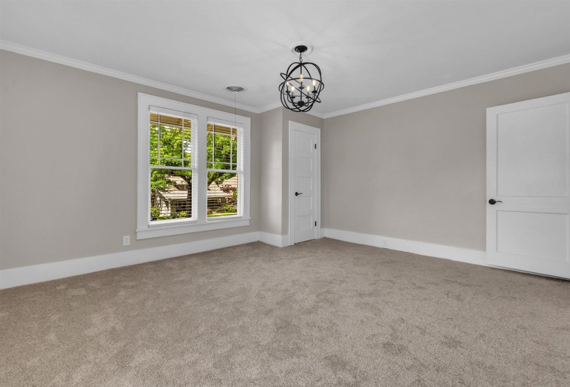 1757 VINTON AVE, Memphis, Tennessee 38104, 4 Bedroom Bedrooms, 9 Room Rooms,2 BathroomBathrooms,Residential,For Sale,VINTON,0,10220255