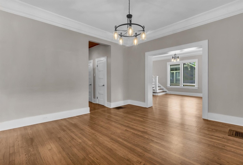 1757 VINTON AVE, Memphis, Tennessee 38104, 4 Bedroom Bedrooms, 9 Room Rooms,2 BathroomBathrooms,Residential,For Sale,VINTON,0,10220255