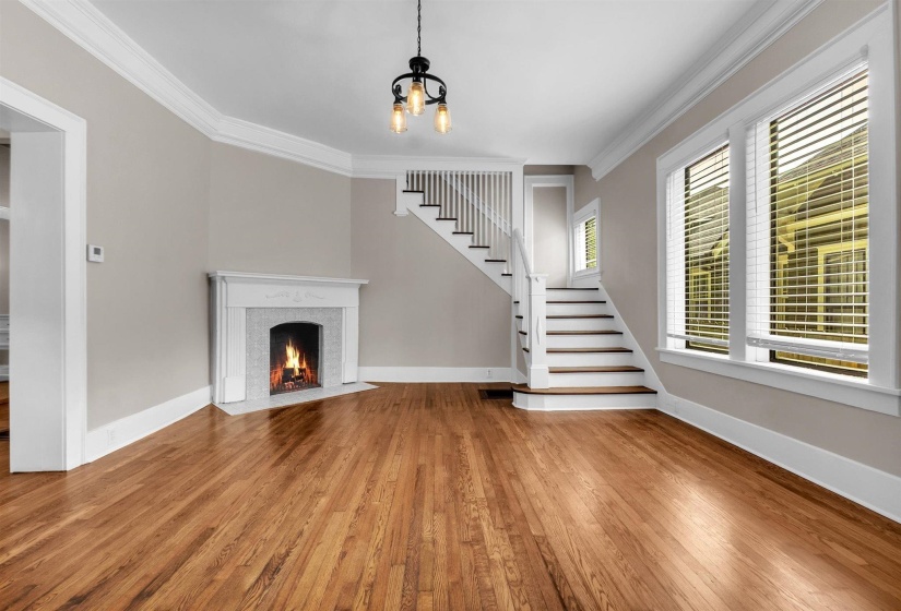 1757 VINTON AVE, Memphis, Tennessee 38104, 4 Bedroom Bedrooms, 9 Room Rooms,2 BathroomBathrooms,Residential,For Sale,VINTON,0,10220255