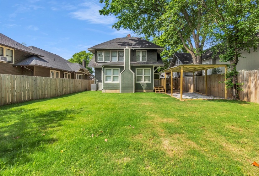 1757 VINTON AVE, Memphis, Tennessee 38104, 4 Bedroom Bedrooms, 9 Room Rooms,2 BathroomBathrooms,Residential,For Sale,VINTON,0,10220255