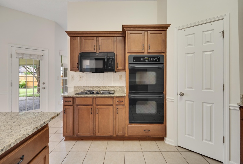 115 LEWIS FAIRWAY CIR, Oakland, Tennessee 38060, 4 Bedroom Bedrooms, 8 Room Rooms,2.1 BathroomBathrooms,Residential,For Sale,LEWIS FAIRWAY,0,10220261
