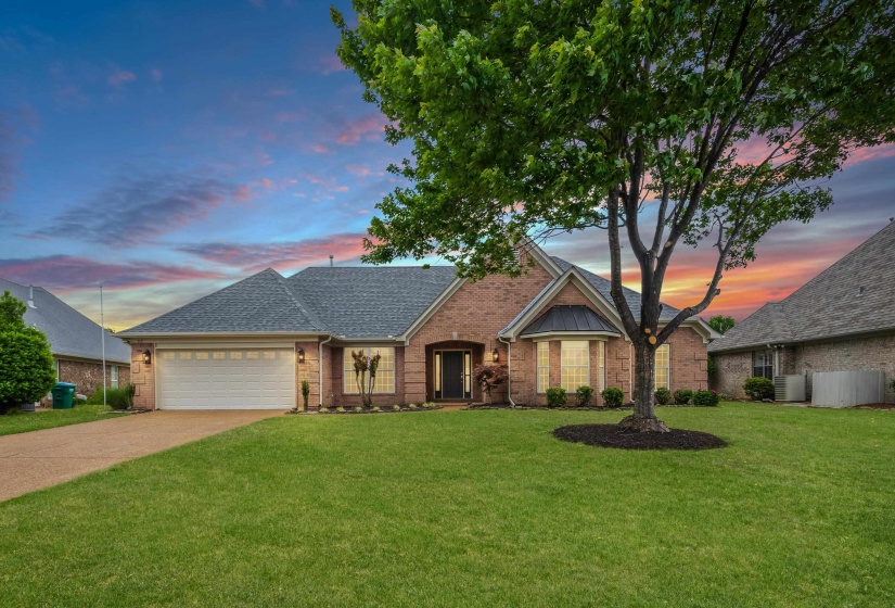 115 LEWIS FAIRWAY CIR, Oakland, Tennessee 38060, 4 Bedroom Bedrooms, 8 Room Rooms,2.1 BathroomBathrooms,Residential,For Sale,LEWIS FAIRWAY,0,10220261