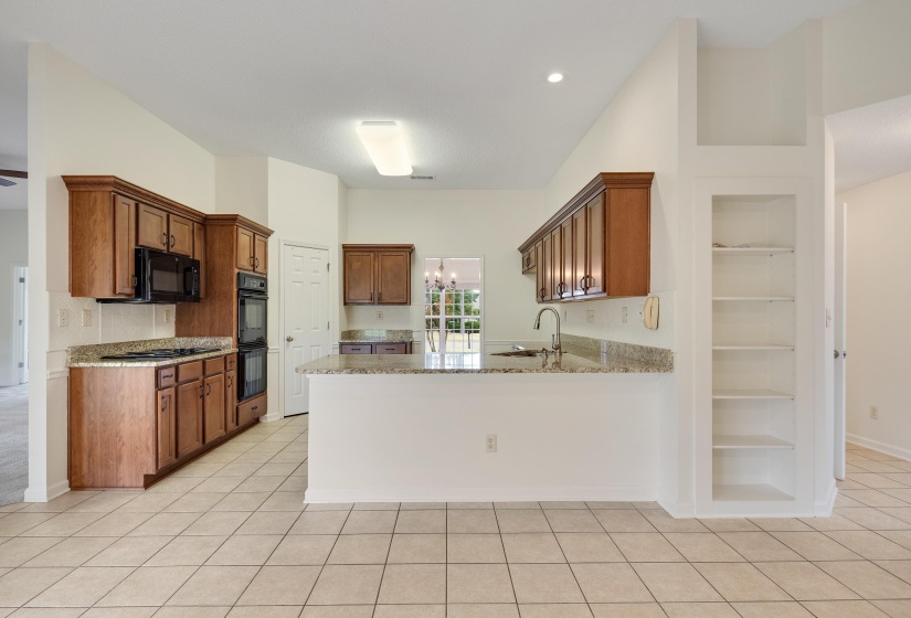 115 LEWIS FAIRWAY CIR, Oakland, Tennessee 38060, 4 Bedroom Bedrooms, 8 Room Rooms,2.1 BathroomBathrooms,Residential,For Sale,LEWIS FAIRWAY,0,10220261