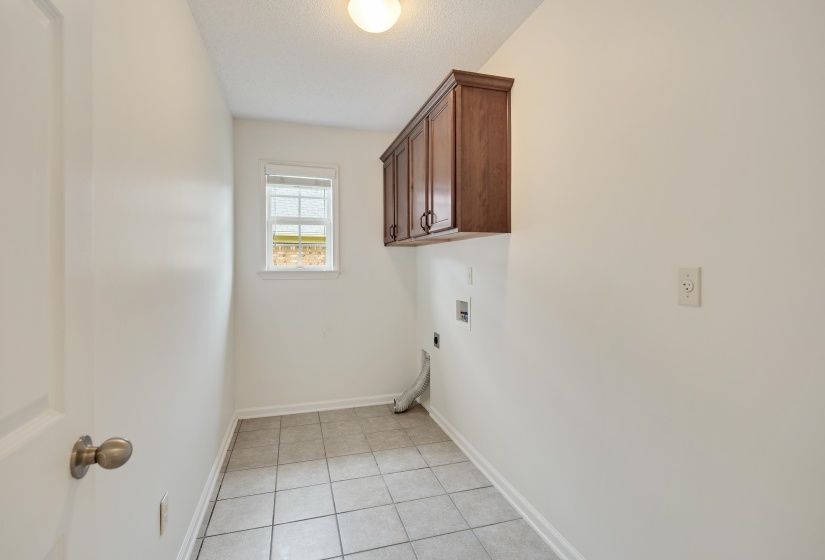 115 LEWIS FAIRWAY CIR, Oakland, Tennessee 38060, 4 Bedroom Bedrooms, 8 Room Rooms,2.1 BathroomBathrooms,Residential,For Sale,LEWIS FAIRWAY,0,10220261