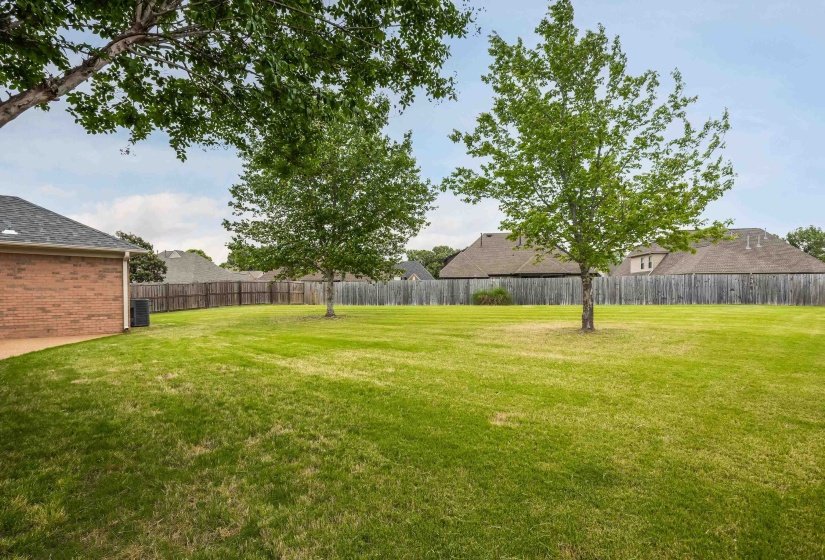 115 LEWIS FAIRWAY CIR, Oakland, Tennessee 38060, 4 Bedroom Bedrooms, 8 Room Rooms,2.1 BathroomBathrooms,Residential,For Sale,LEWIS FAIRWAY,0,10220261