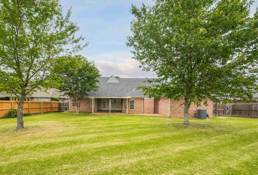 115 LEWIS FAIRWAY CIR, Oakland, Tennessee 38060, 4 Bedroom Bedrooms, 8 Room Rooms,2.1 BathroomBathrooms,Residential,For Sale,LEWIS FAIRWAY,0,10220261