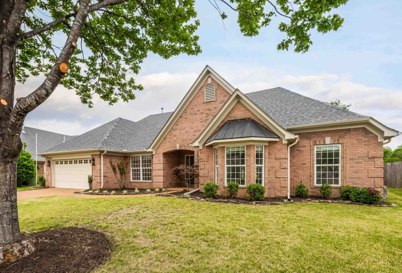 115 LEWIS FAIRWAY CIR, Oakland, Tennessee 38060, 4 Bedroom Bedrooms, 8 Room Rooms,2.1 BathroomBathrooms,Residential,For Sale,LEWIS FAIRWAY,0,10220261