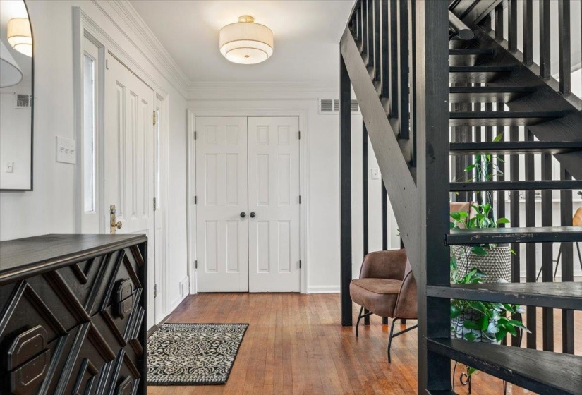 1361 POPLAR RIDGE DR, Memphis, Tennessee 38120, 4 Bedrooms Bedrooms, 9 Rooms Rooms,3 BathroomsBathrooms,Rental Properties,For Sale,POPLAR RIDGE,10220290