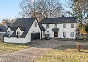 1361 POPLAR RIDGE DR, Memphis, Tennessee 38120, 4 Bedrooms Bedrooms, 9 Rooms Rooms,3 BathroomsBathrooms,Rental Properties,For Sale,POPLAR RIDGE,10220290