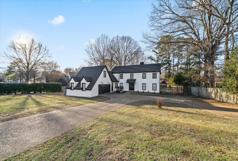 1361 POPLAR RIDGE DR, Memphis, Tennessee 38120, 4 Bedrooms Bedrooms, 9 Rooms Rooms,3 BathroomsBathrooms,Rental Properties,For Sale,POPLAR RIDGE,10220290