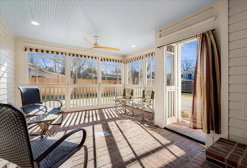 699 EVERGREEN ST, Memphis, Tennessee 38107, 4 Bedrooms Bedrooms, 6 Rooms Rooms,3 BathroomsBathrooms,Residential,For Sale,EVERGREEN,10212448
