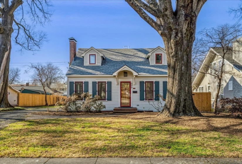 699 EVERGREEN ST, Memphis, Tennessee 38107, 4 Bedrooms Bedrooms, 6 Rooms Rooms,3 BathroomsBathrooms,Residential,For Sale,EVERGREEN,10212448