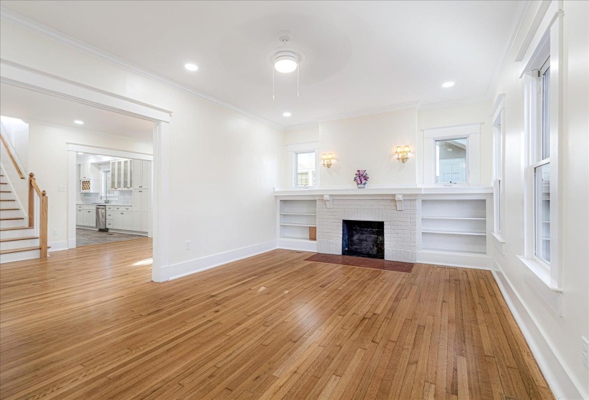 699 EVERGREEN ST, Memphis, Tennessee 38107, 4 Bedrooms Bedrooms, 6 Rooms Rooms,3 BathroomsBathrooms,Residential,For Sale,EVERGREEN,10212448