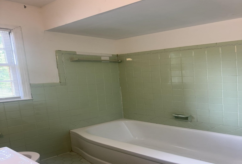 2951 BANNOCKBURN RD, Memphis, Tennessee 38128, 3 Bedrooms Bedrooms, 7 Rooms Rooms,2 BathroomsBathrooms,Residential,For Sale,BANNOCKBURN,10220273