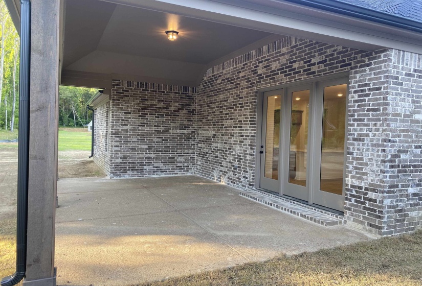 189 BITTER BRANCH RD, Cordova, Tennessee 38018, 4 Bedroom Bedrooms, 8 Room Rooms,3 BathroomBathrooms,Residential,For Sale,BITTER BRANCH,0,10208581