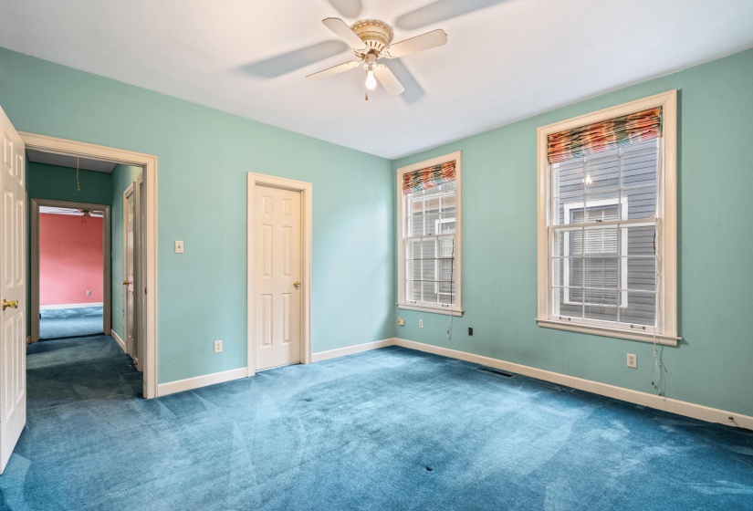 563 SUMMITT ST, Memphis, Tennessee 38104, 3 Bedroom Bedrooms, 6 Room Rooms,2 BathroomBathrooms,Residential,For Sale,SUMMITT,0,10220292
