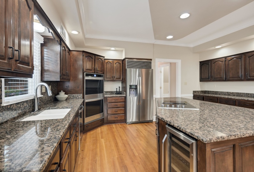 3486 CLASSIC DR, Memphis, Tennessee 38125, 4 Bedroom Bedrooms, 10 Room Rooms,3.1 BathroomBathrooms,Residential,For Sale,CLASSIC,0,10220294