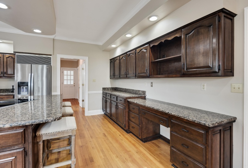 3486 CLASSIC DR, Memphis, Tennessee 38125, 4 Bedroom Bedrooms, 10 Room Rooms,3.1 BathroomBathrooms,Residential,For Sale,CLASSIC,0,10220294