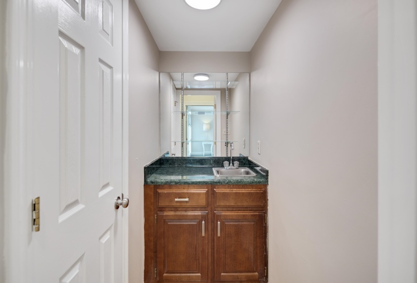 3486 CLASSIC DR, Memphis, Tennessee 38125, 4 Bedroom Bedrooms, 10 Room Rooms,3.1 BathroomBathrooms,Residential,For Sale,CLASSIC,0,10220294