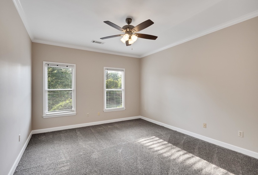 3486 CLASSIC DR, Memphis, Tennessee 38125, 4 Bedroom Bedrooms, 10 Room Rooms,3.1 BathroomBathrooms,Residential,For Sale,CLASSIC,0,10220294