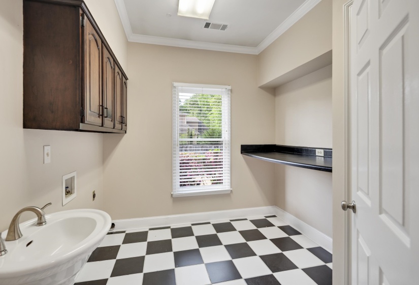 3486 CLASSIC DR, Memphis, Tennessee 38125, 4 Bedroom Bedrooms, 10 Room Rooms,3.1 BathroomBathrooms,Residential,For Sale,CLASSIC,0,10220294