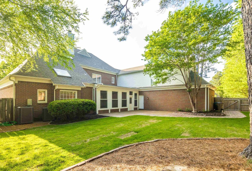 3486 CLASSIC DR, Memphis, Tennessee 38125, 4 Bedroom Bedrooms, 10 Room Rooms,3.1 BathroomBathrooms,Residential,For Sale,CLASSIC,0,10220294