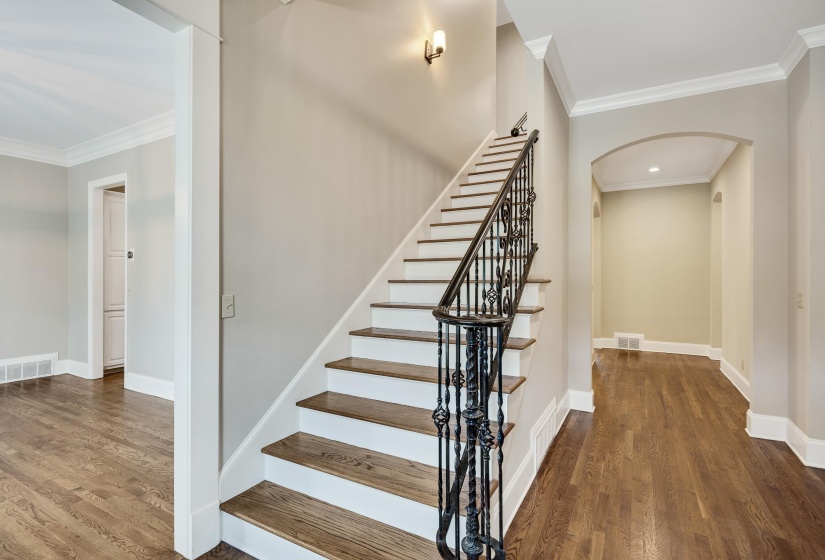 6597 HERONSWOOD CV, Memphis, Tennessee 38119, 5 Bedroom Bedrooms, 11 Room Rooms,4.1 BathroomBathrooms,Residential,For Sale,HERONSWOOD,0,10220296